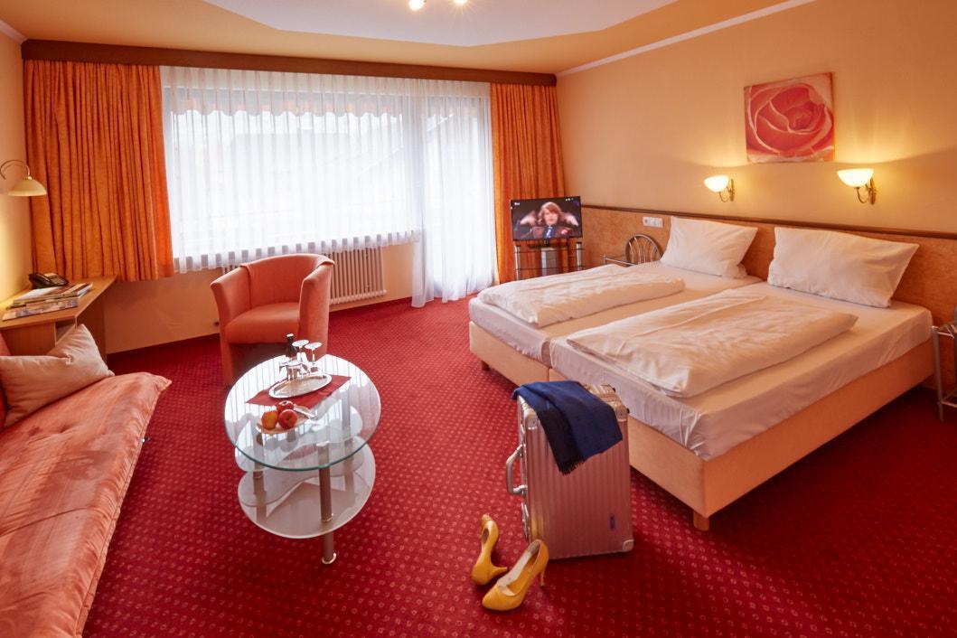 Panoramahotel Berghof Байрсброн Экстерьер фото